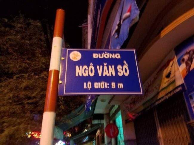 Phố ăn đêm Ngô Văn Sở - Ảnh: Hiquynhon