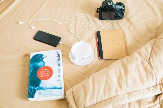 Dừng chân tại Halo Hostel Quy Nhơn "mới toanh" giá chỉ từ 100k/người 4 Đây là phòng Vip tại Halo Hostel Quy Nhơn, nó còn có tên gọi khác là Rosie room - Ảnh: Halo Hostel