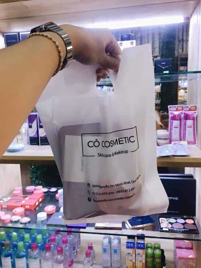 "Điểm mặt đặt tên" top 8 shop mỹ phẩm Quy Nhơn 10 Shop mỹ phẩm Quy Nhơn được nhiều bạn trẻ yêu thích.