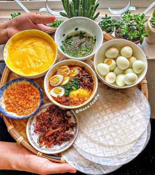 bánh tráng ăn vặt