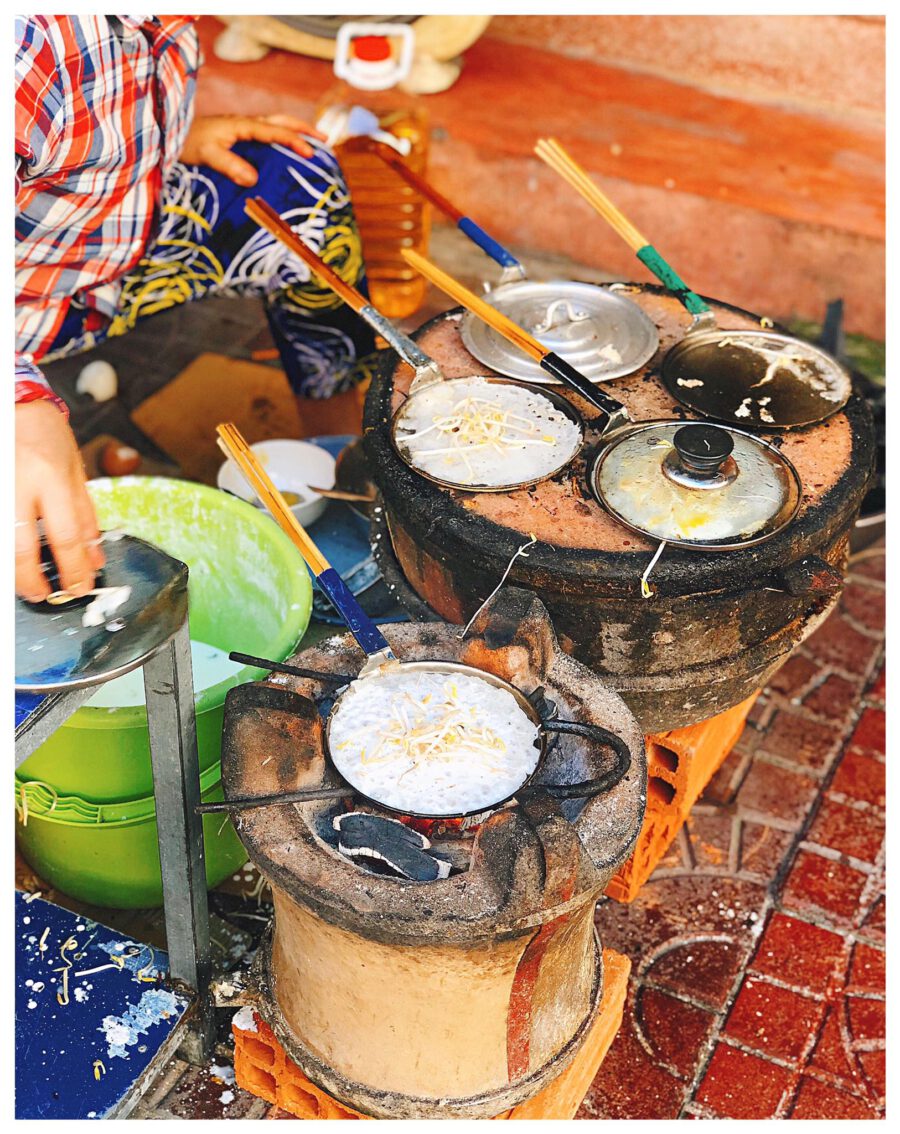 Món ăn sáng ở Quy Nhơn (nguồn: Gà Bông Foodie)