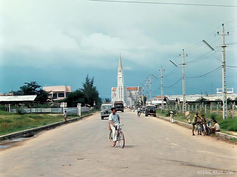 Qui Nhơn Xưa (nguồn: nhacxua.vn)