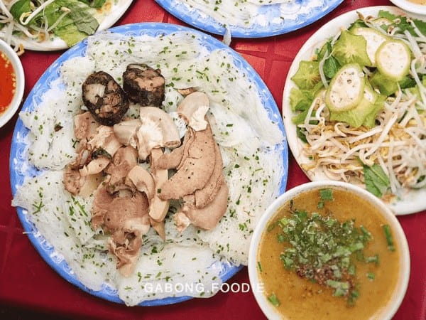 Bánh hỏi cháo lòng Quy Nhơn - Ảnh: Gà Bông Foodie